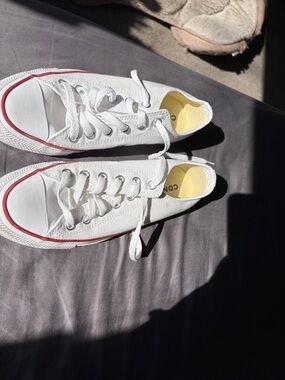 Women's white converse